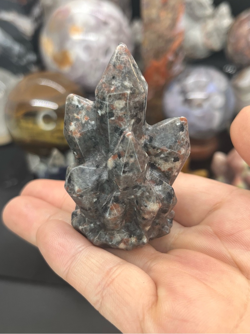 Crystal Cluster Carving